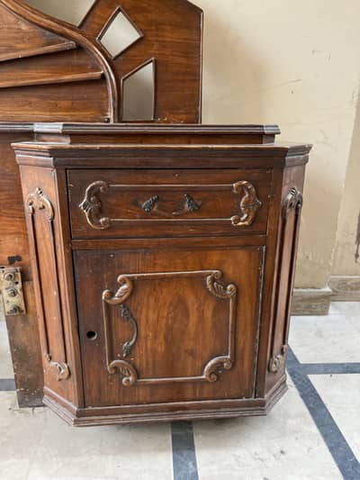 King size bed for sale