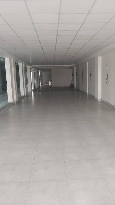 Abrar Estate Offers 6 Marla Hall For Rent On Main Defence Road