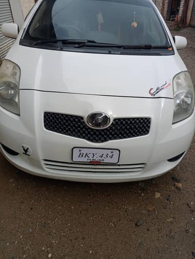 toyota vitz 2005modl  1300cc