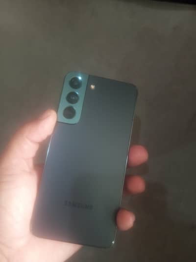 urgent sale my Samsung Galaxy S22 Ram 8 GB,  Rom 128 GB