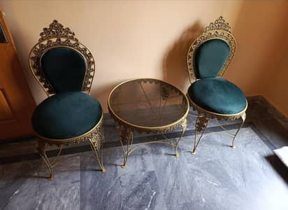 Beautiful Rot Iron Chairs with Table