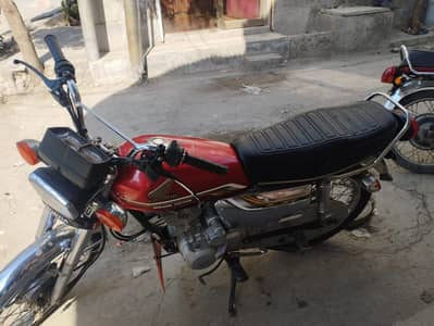 Honda 125 self start home use bike