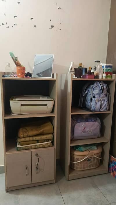 Book shelves / shoe racks / cupboard