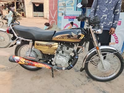 Honda CG 125 special edition Gold