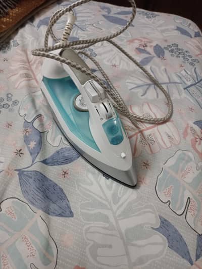 yobano Steam iron