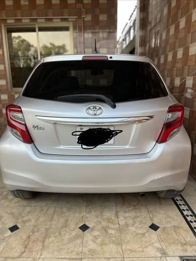 Toyota vitz 2014/18
