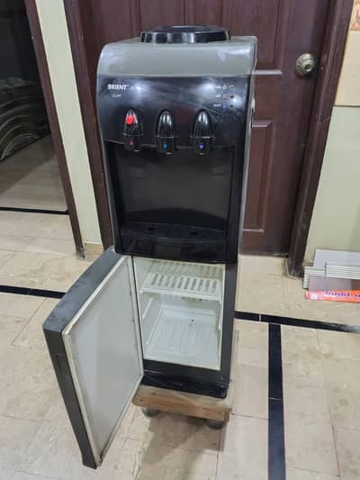 Water Dispenser