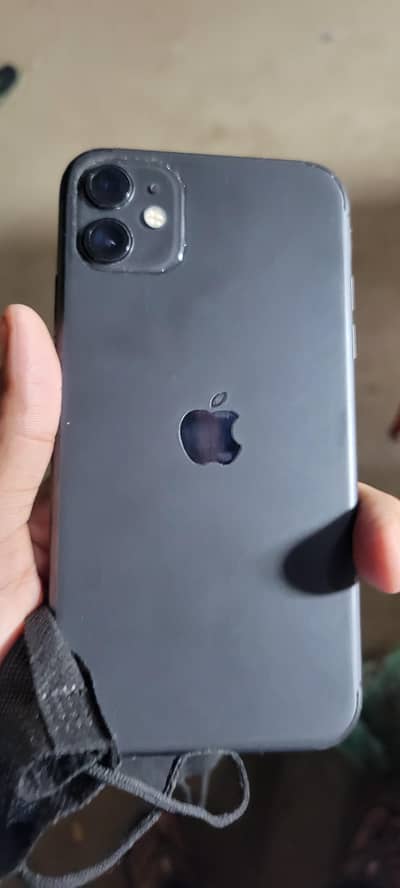 IPHONE 11 FU 10/10 CONDITION 3 months sim time available