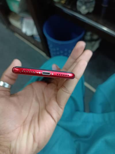 iphone SE 64gb red color non pta battery  83