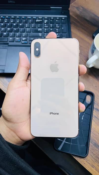 Iphone Xs max PTA Approved gold