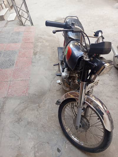 Urgent sale Just like new contact 03145065986