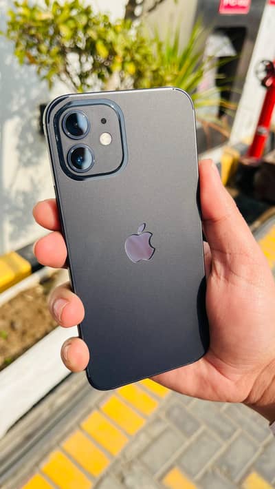 Iphone 12-64GB JV-100% Health