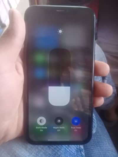 IPHONE xr factory unlocked