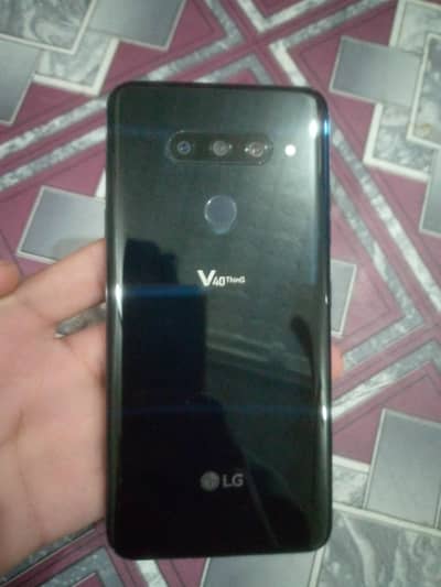 LG v40 thinq