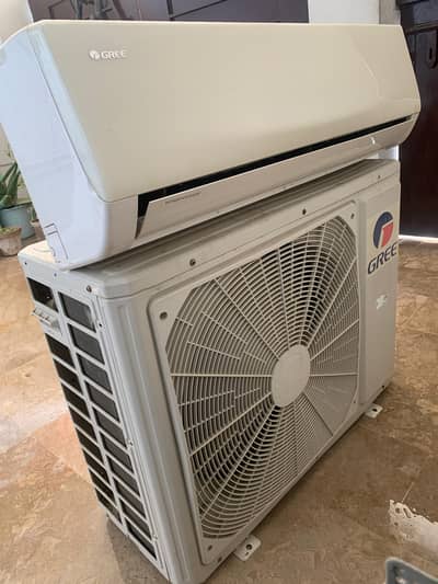 Gree 1.5 Ton Split AC for Sale – Good Condition