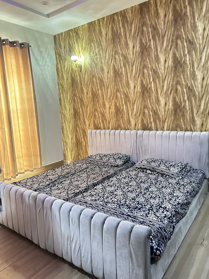 2 separate single beds 0