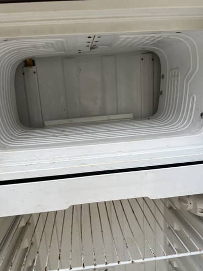 Dawlance refrigerator