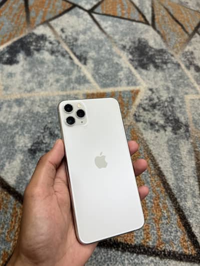 Iphone 11 pro max(pta approved)