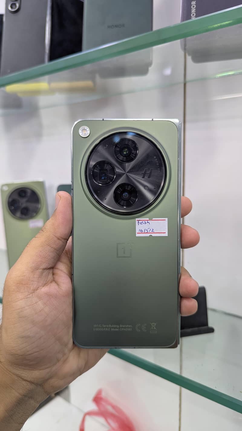 One Plus  7t, 7pro, One Plus 9 Pro, One Plus Open 1