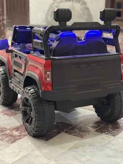 •	Rechargeable Kids Electric Jeep – Excellent Condition