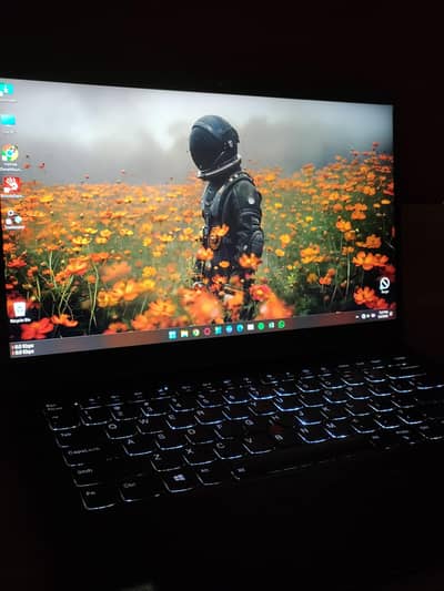 X1 Carbon Gen7 - i7 8665U 16GB 256GB SSD 14" Touch