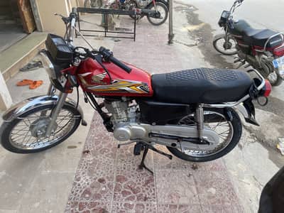 Honda 125 2017 Exchange possible