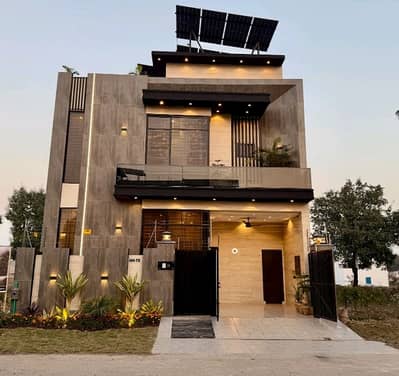 Stunning Prime Location House Is Available For sale In Citi Housing Society