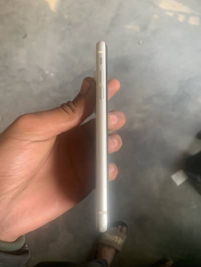 iPhone 11 iCloud lock