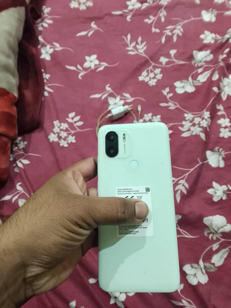Redmi A2 plus 3