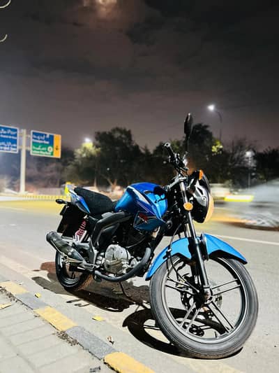 Suzuki GSX 125 Model 2025, Excellent Condition,