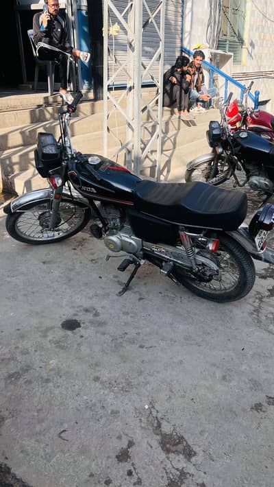 Honda 125 2006 in fresh condition
