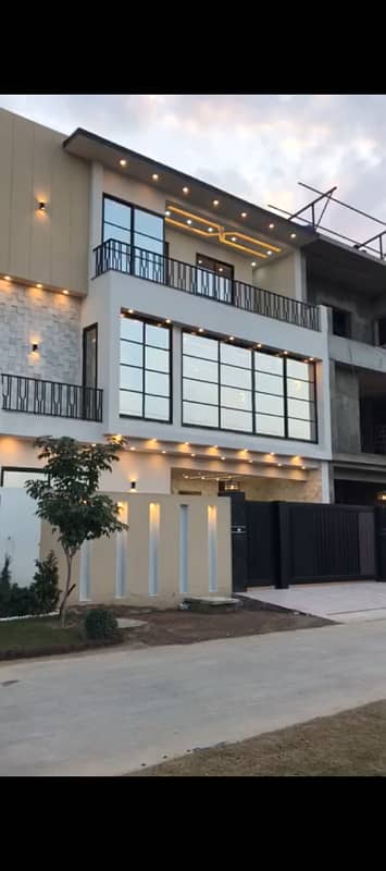 7.5 Marla Ultra Modern Luxury House Available For Sale In Buch Executive Villas Multan