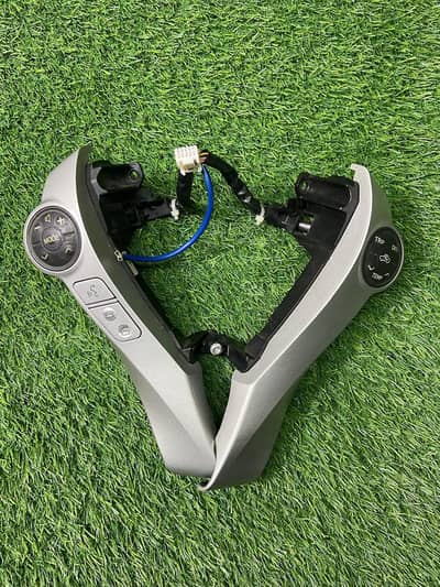 Toyota Prius Steering Multimedia Button original qabli