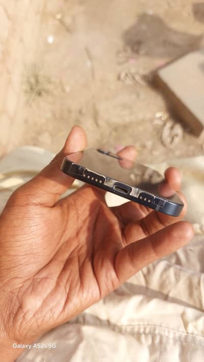 I phone 12 non pta 64 gb water pack 4 month jv sim time