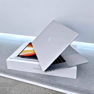 Apple MacBook Pro M1 Work Beast