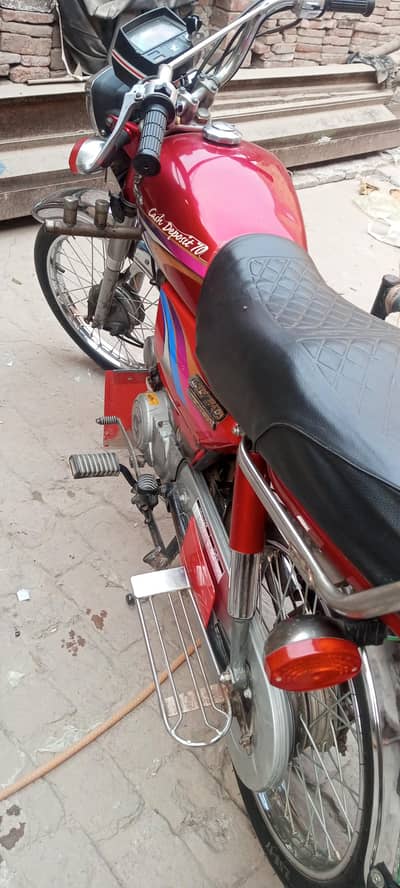 Honda 2009 70 cc 10 10 03037510379