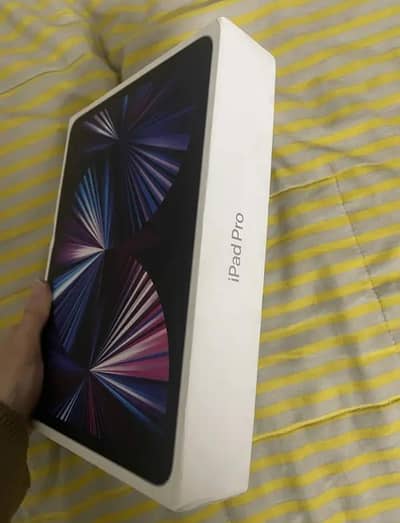 iPad Pro M1| 3rd Generation| 256GB | Full Box | Apple Pencil