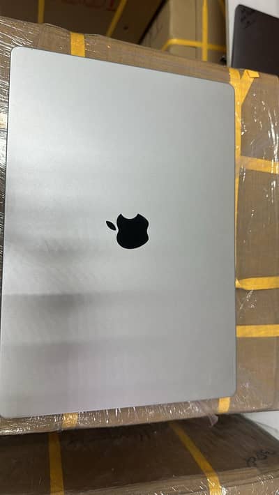 MacBook Pro M4 Pro | 16-inch | 48GB / 512Gb | 10/10 Condition