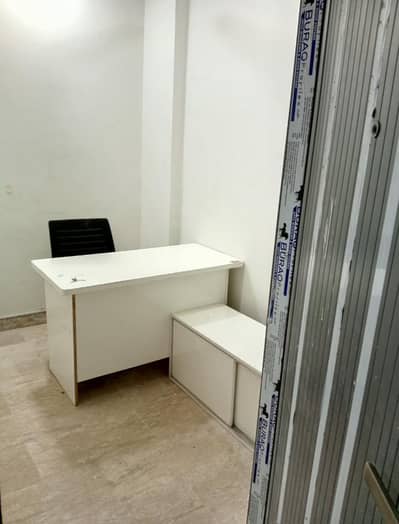 Fully furnished office available for rent in reasonal price.