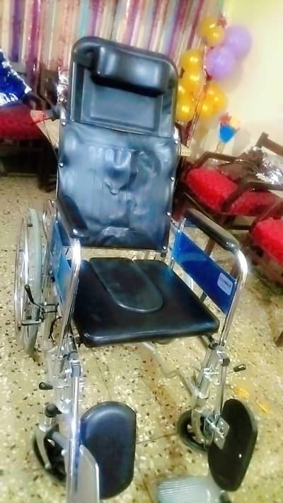 wheel chai like brand new