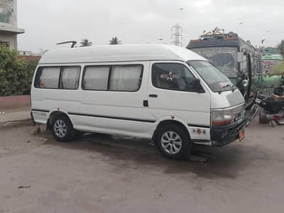 Toyota hi ace 90