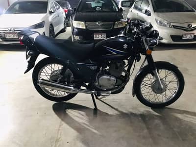 Suzuki GS 150 – 2024 Model (Excellent Condition)