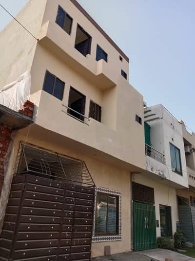 HOT LOCATED 3 MARLA USED HOUSE FOR SALE