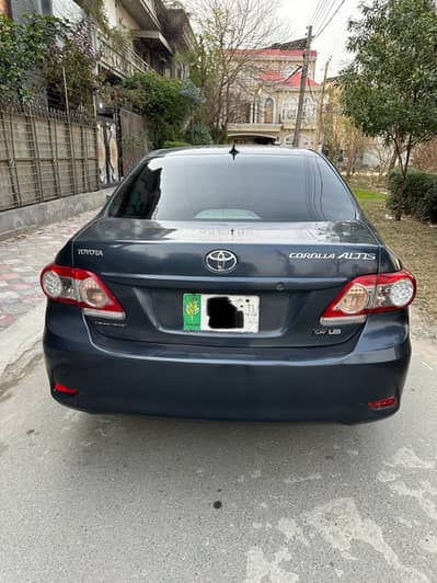 Toyota Corolla Altis SR 1.8 automatic sunroof