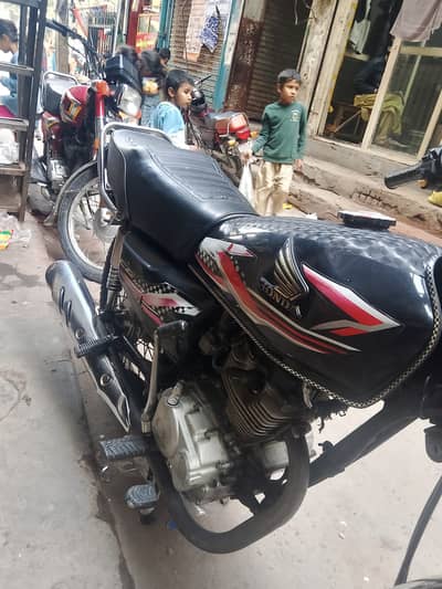 Honda CG 125 2017 03200970720 call