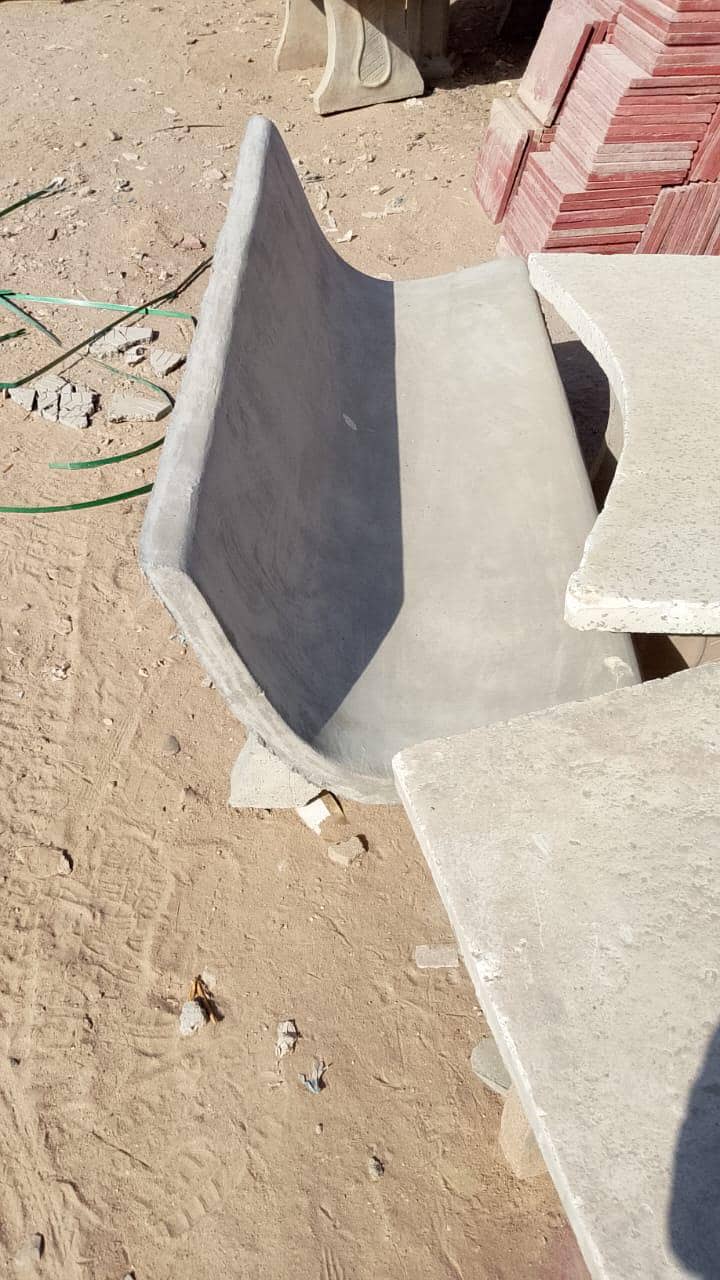 السلام علیکم ہمارے تلے پہ کنسٹرکشن کا تمام سامان مناسب ریٹ پر موجود ھے 1