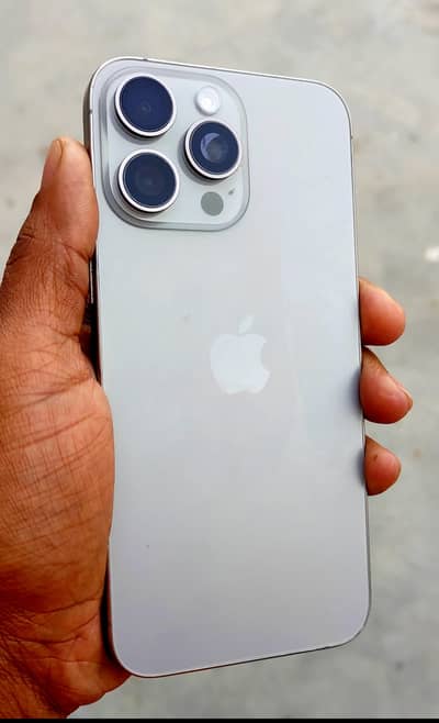 15 PRO MAX 256GB FU 99% HEALTH Non PTA (One Sim Full Time Remain)