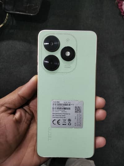 Tecno spark go