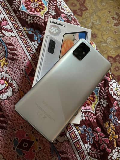 Samsung Galaxy A51 with box