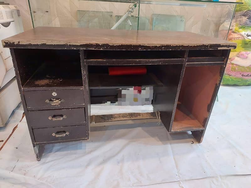 Computer Table for Sale 0